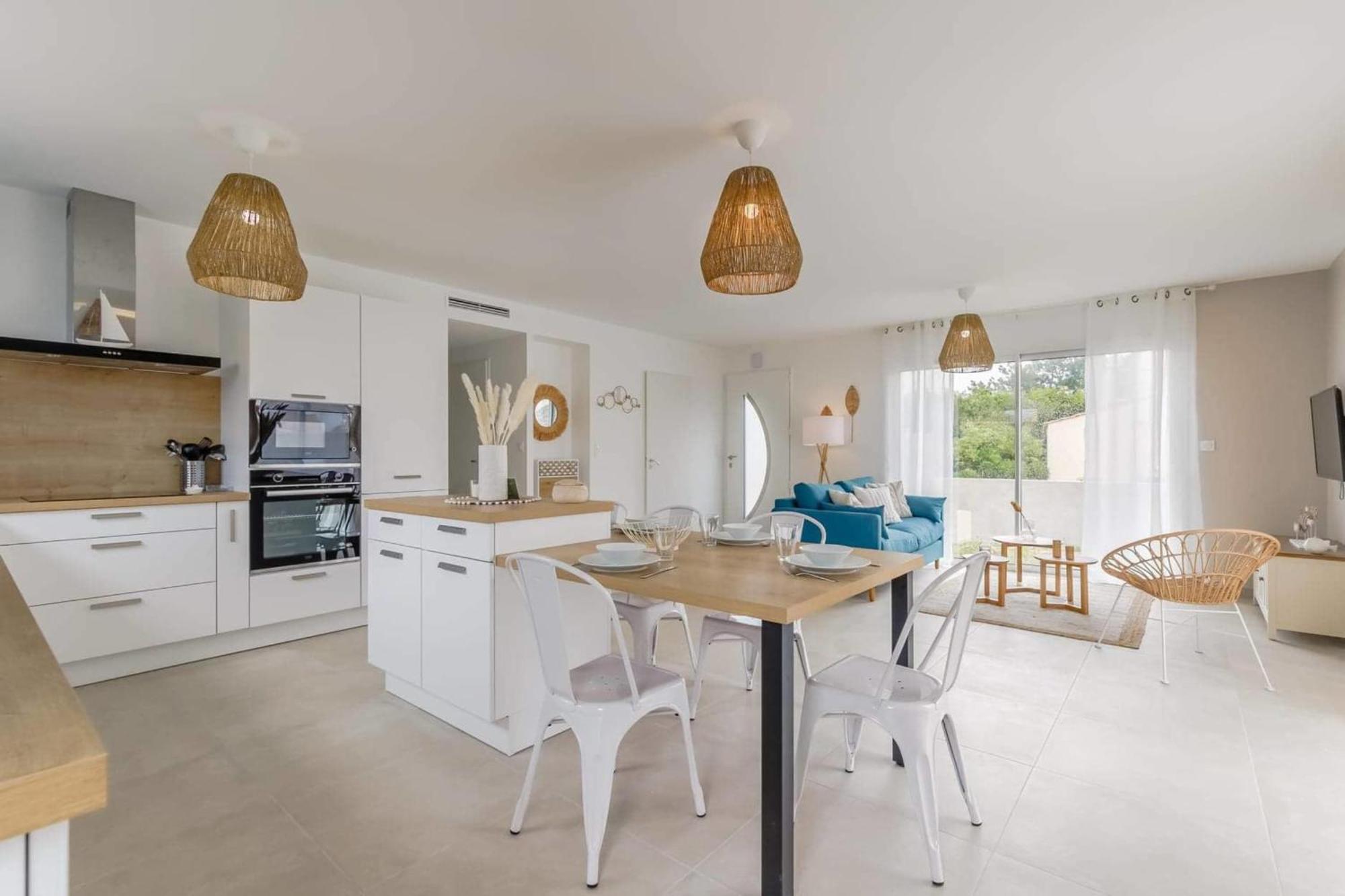 Clair Jeanne - Charmante Maison Neuve นอเทรอ-ดาม-เดอ-มองต์ ภายนอก รูปภาพ